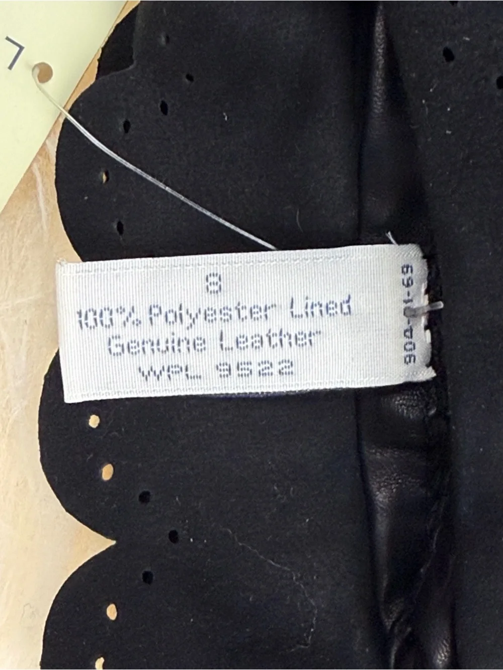 Lord & Taylor Black Leather Gloves Size 8 Pink Trim Bow Scalloped Cuff NWT Vtg